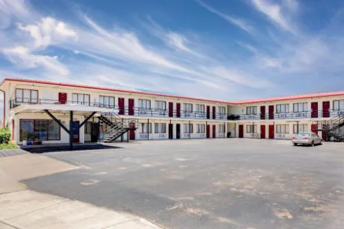 Knights Inn Big Spring hotel hero