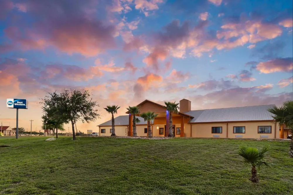 Best Western Hebbronville Inn hotel hero