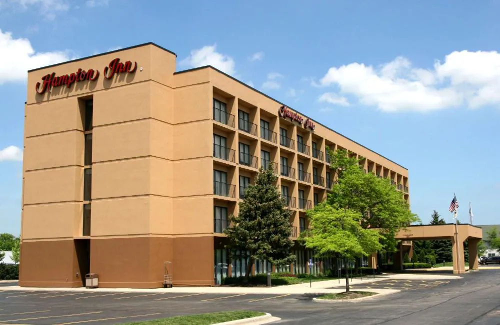 Hampton Inn Chicago - Gurnee hotel hero