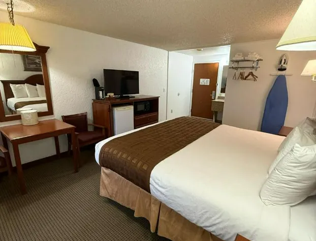Richland Inn & Suites hotel detail image 1