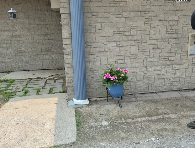 Custom Stay Thief River Falls hotel detail image 1