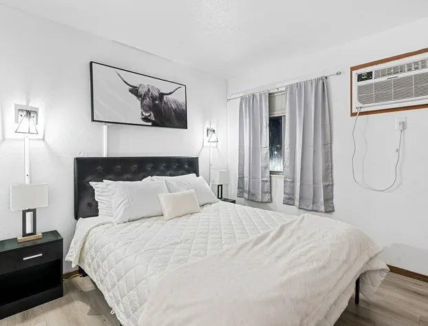 Custom Stay Thief River Falls hotel detail image 1