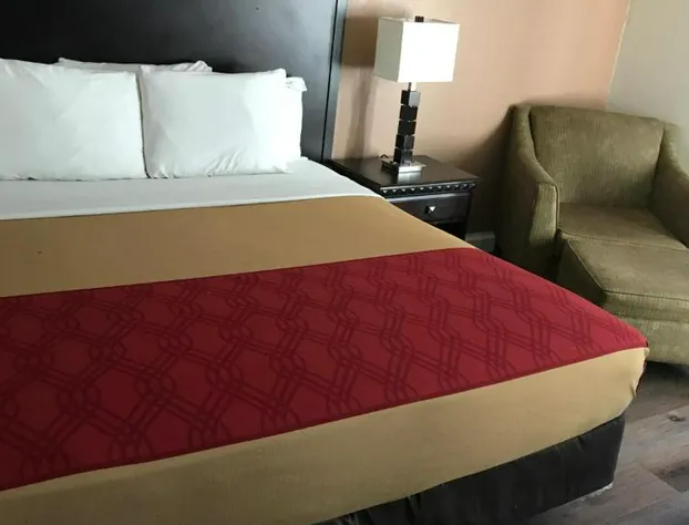 The Best Inn & Suites hotel detail image 4