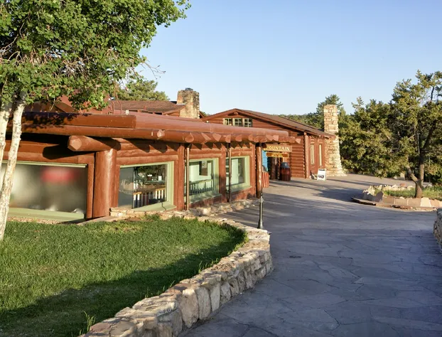 Bright Angel Lodge – Inside the Park hotel detail image 1