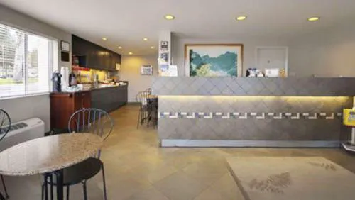 Magnuson Hotel Park Vue hotel hero