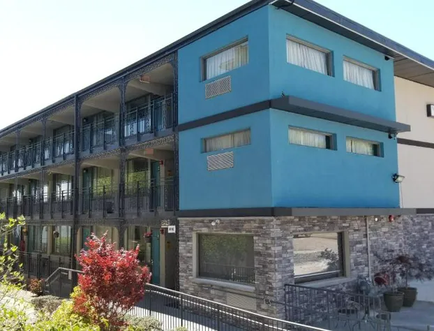 Waterfront Inn PHL Airport hotel detail image 1