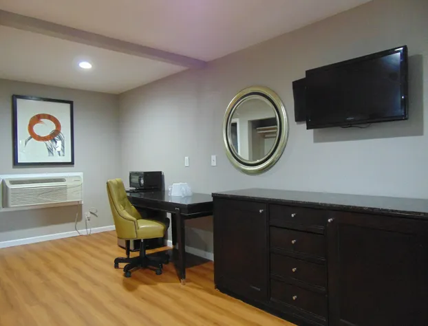 Budget Inn hotel detail image 3