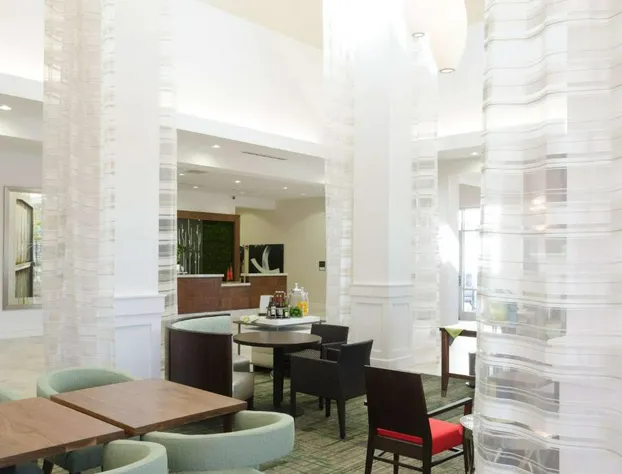 Hilton Garden Inn Hickory hotel detail image 2