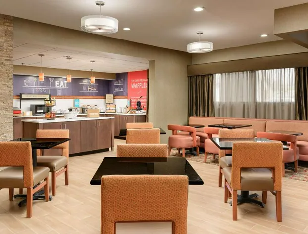 Hampton Inn Oak Ridge Knoxville hotel detail image 2