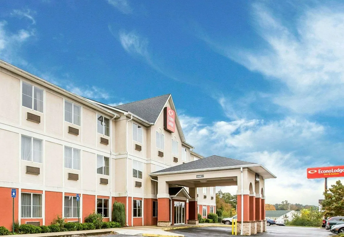 Econo Lodge Inn & Suites Douglasville hotel hero