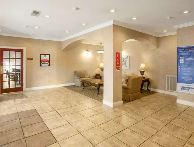 Econo Lodge Inn & Suites Douglasville hotel detail image 3