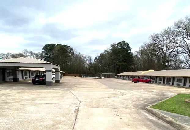 Economy inn hotel detail image 1