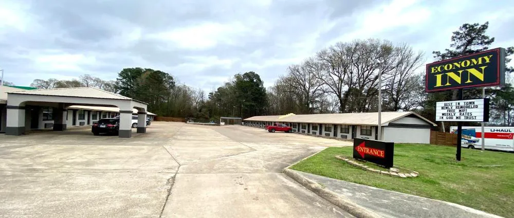 Economy inn hotel hero