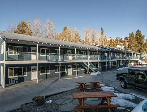 Gull Lake Lodge hotel detail image 1