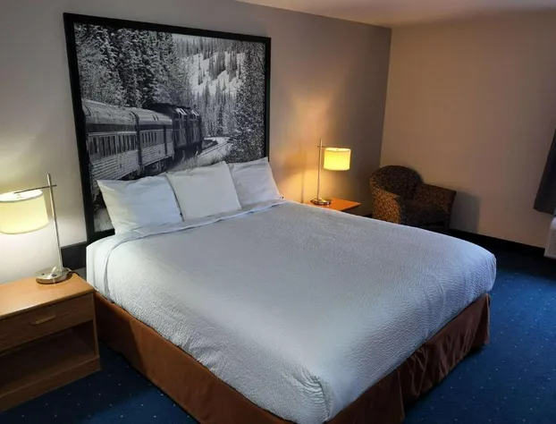 Super 8 by Wyndham Hampshire IL hotel detail image 4