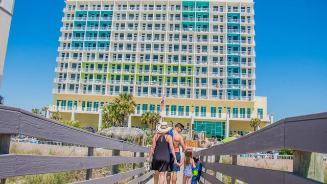 Holiday Inn Resort Pensacola Beach, an IHG Hotel hotel detail image 3