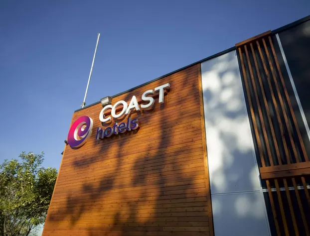 Coast Metro Vancouver Hotel hotel detail image 2