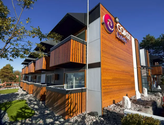 Coast Metro Vancouver Hotel hotel detail image 4