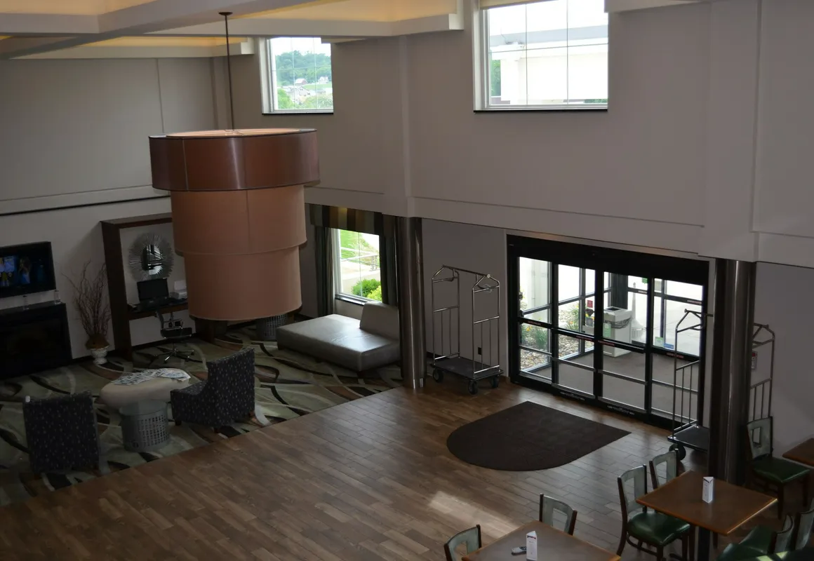 Baymont by Wyndham Bellevue hotel hero