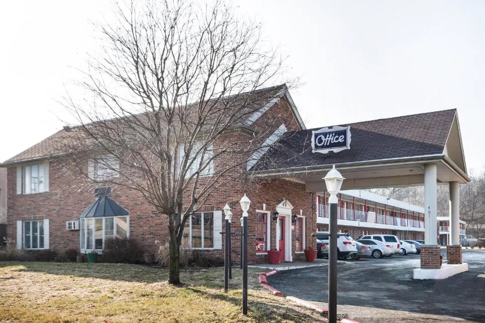 Hotel Eastin Riverwalk hotel hero