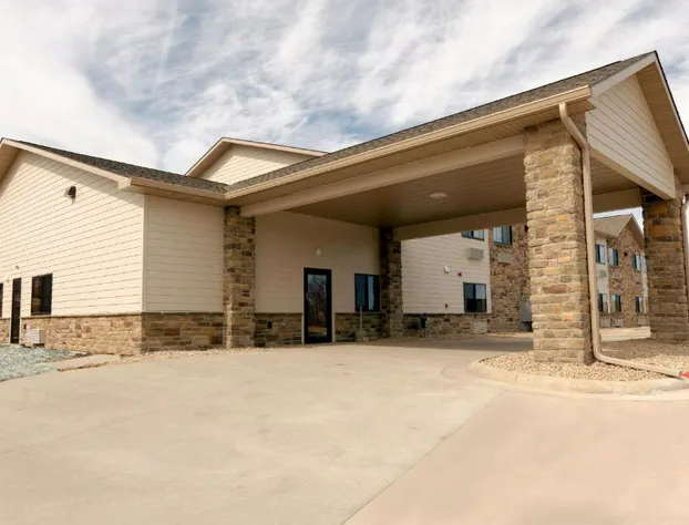 Cobblestone Inn & Suites - Denison - Oak Ridge hotel detail image 2