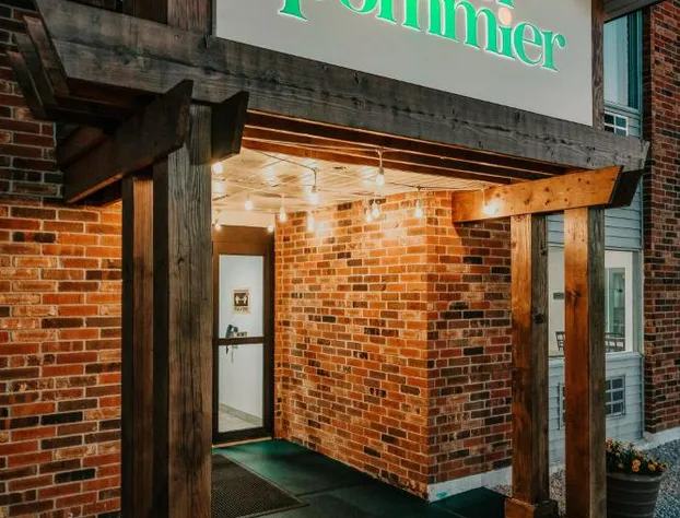 Hotel Pommier Indianola hotel detail image 1