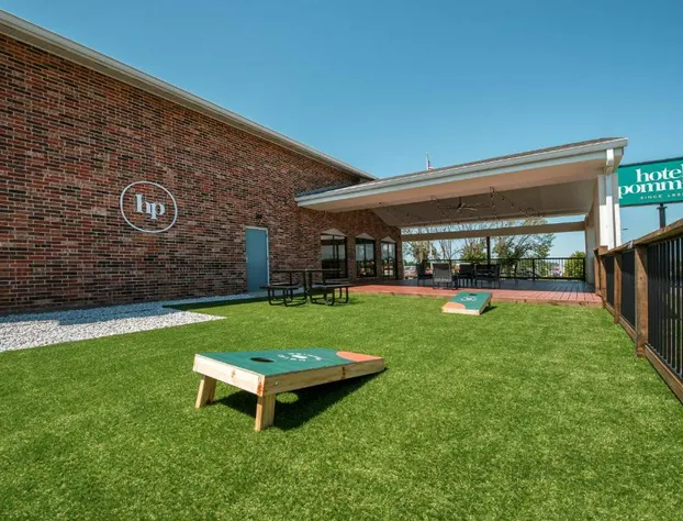 Hotel Pommier Indianola hotel detail image 3