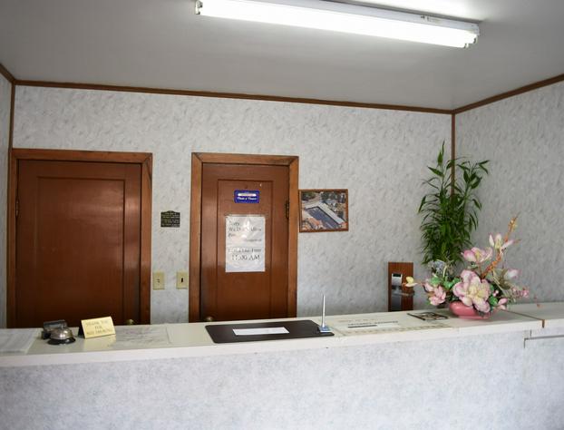 Economy Inn hotel detail image 2
