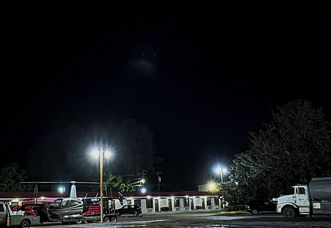 Country Inn Motel hotel hero