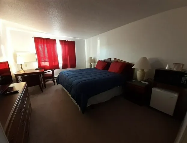 Model Towne Inn hotel detail image 4