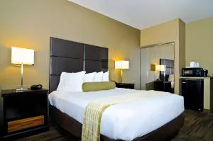 Best Western Plus Night Watchman Inn & Suites hotel detail image 1