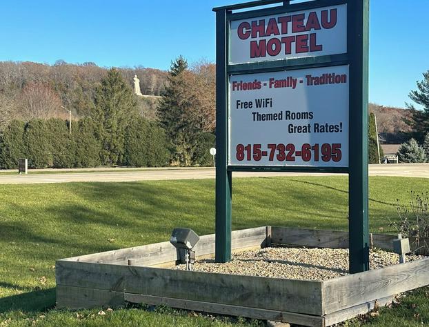 Chateau Lodge hotel detail image 4