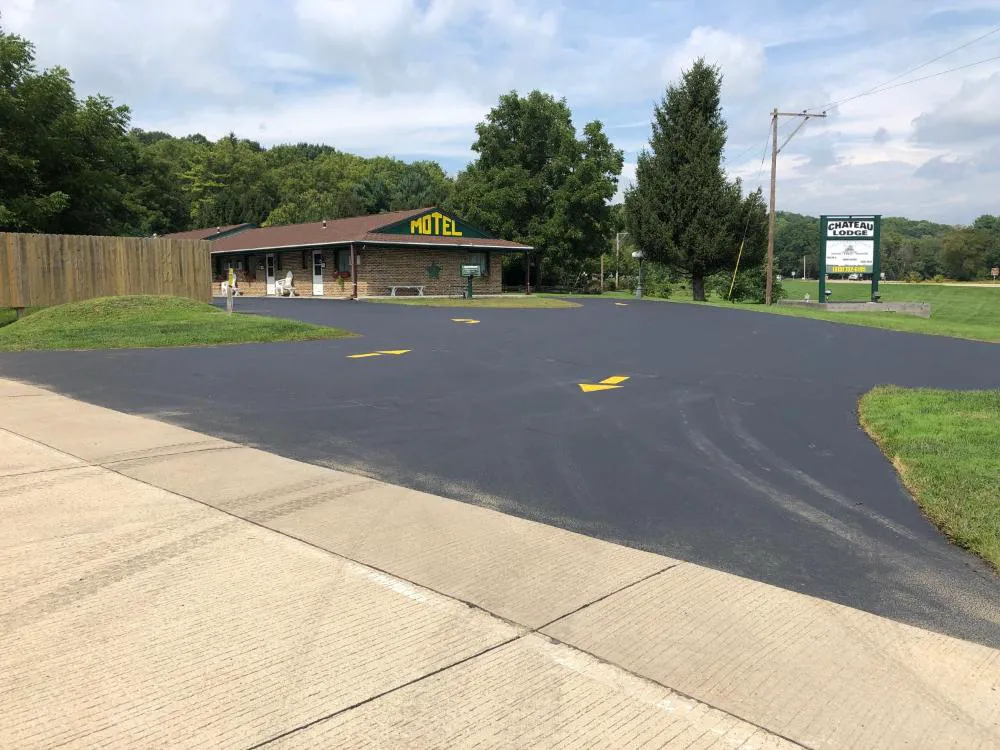 Chateau Lodge hotel hero