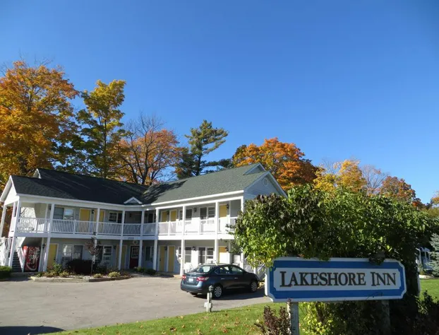 Empire Lakeshore Inn hotel detail image 3