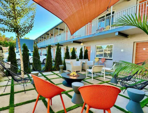 Hotel Royal Oak hotel detail image 1