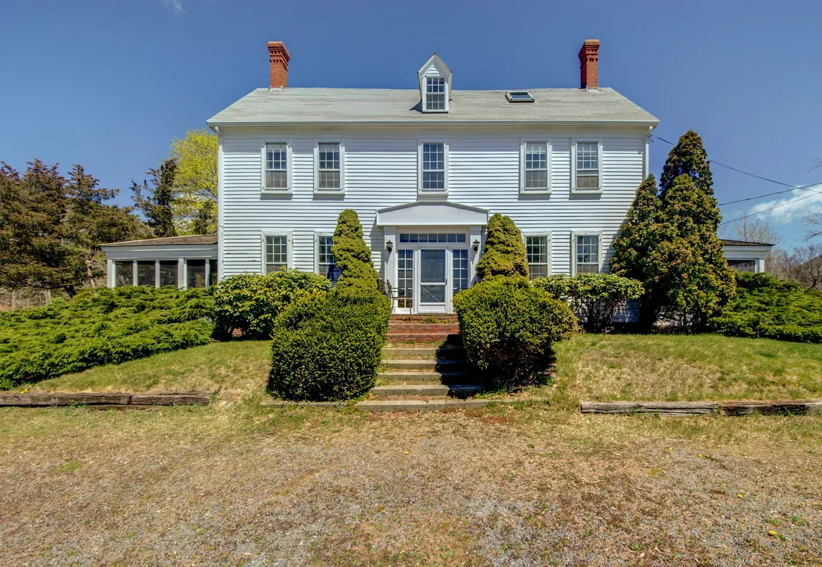 Copper Swan hotel hero