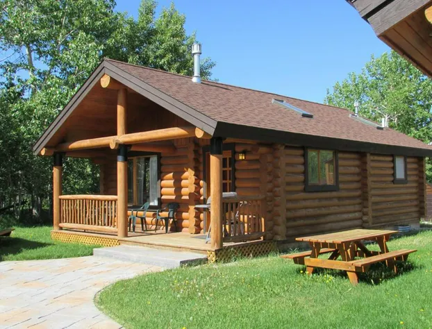 Beartooth Hideaway Inn and Cabins hotel detail image 4