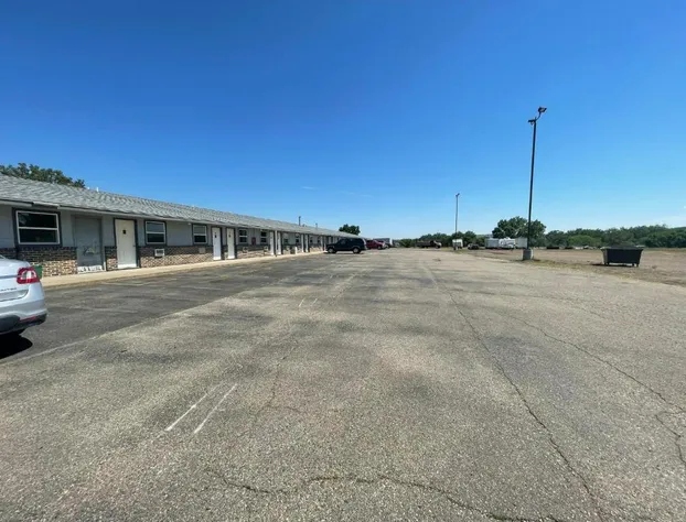 Riverside Inn hotel detail image 3