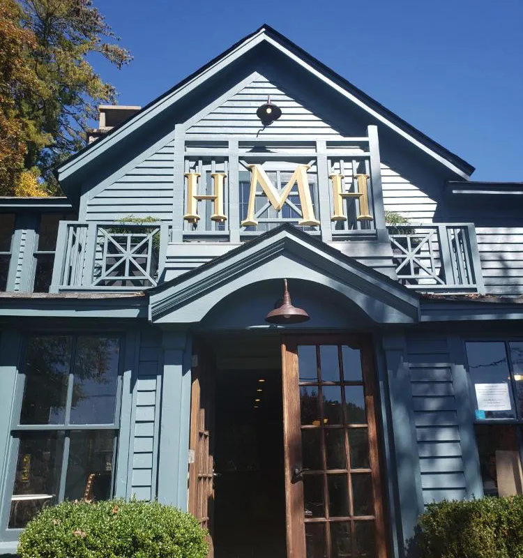 Highlander Mountain House hotel hero