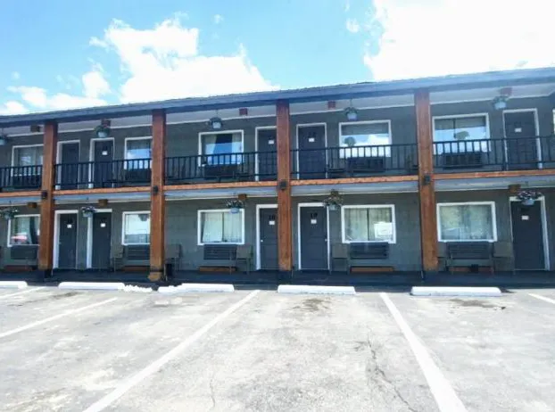 Sandman Motel hotel detail image 4