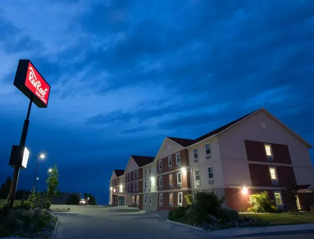 Red Roof Inn & Suites Dickinson hotel detail image 1