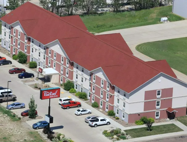 Red Roof Inn & Suites Dickinson hotel detail image 4
