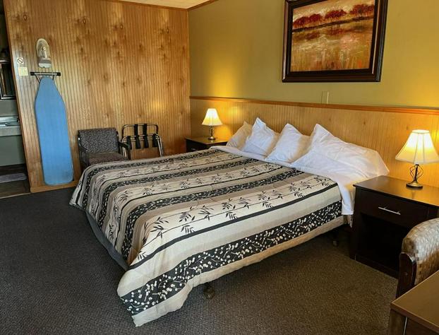 High Point Motel hotel detail image 4