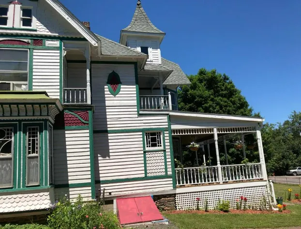 Antique Rose Inn Windham hotel detail image 2
