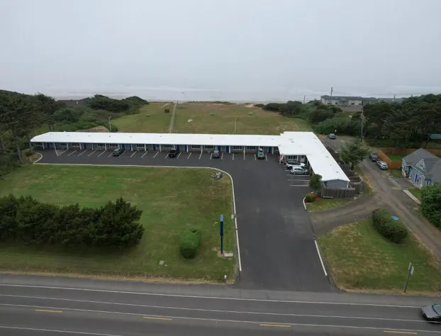 Tillicum Beach Motel (Deane's Oceanfront Lodge) hotel detail image 2