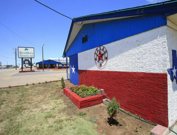 Shamrock Country Inn hotel detail image 2