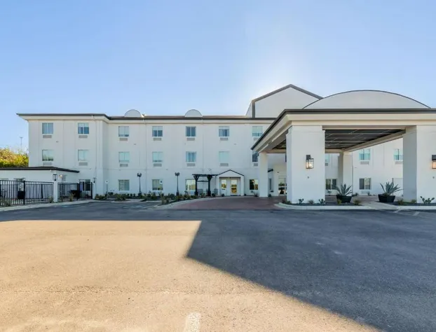 Blanco River Hotel hotel detail image 1