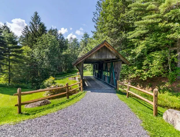 Best Western Plus Waterbury - Stowe hotel detail image 2