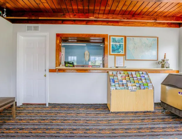 Budget Inn By OYO Natural Bridge I-81 hotel detail image 4