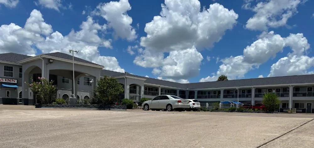 Texas Inn La Feria hotel hero